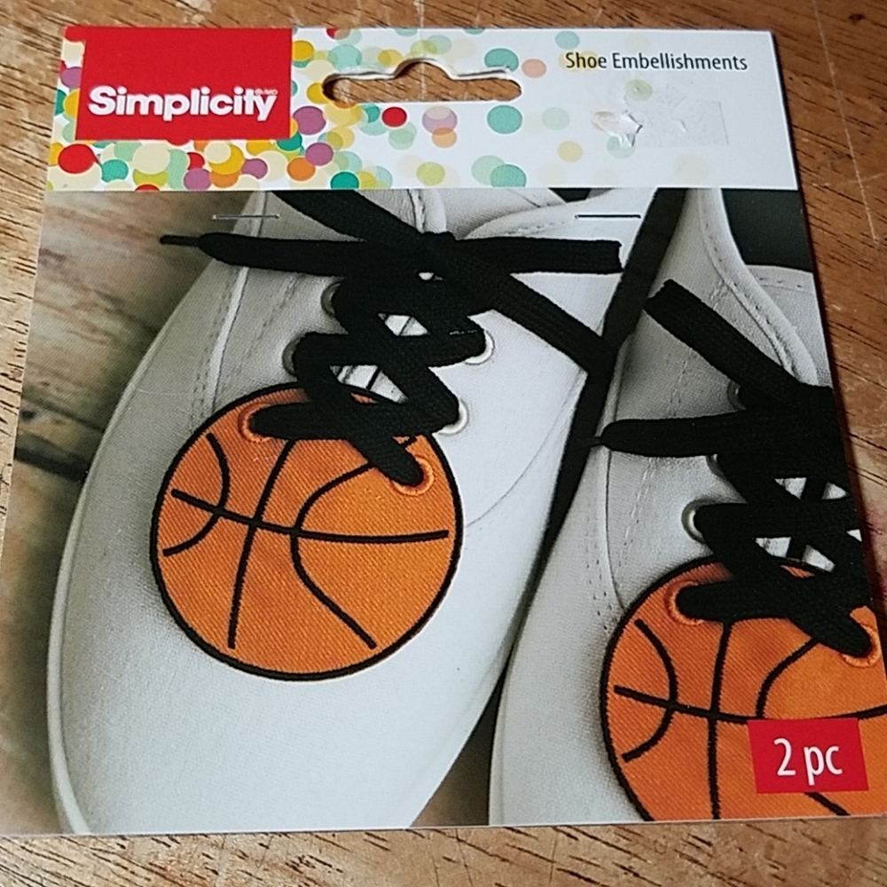 Simplicity Shoe Embellishments 2.5" Basketball
